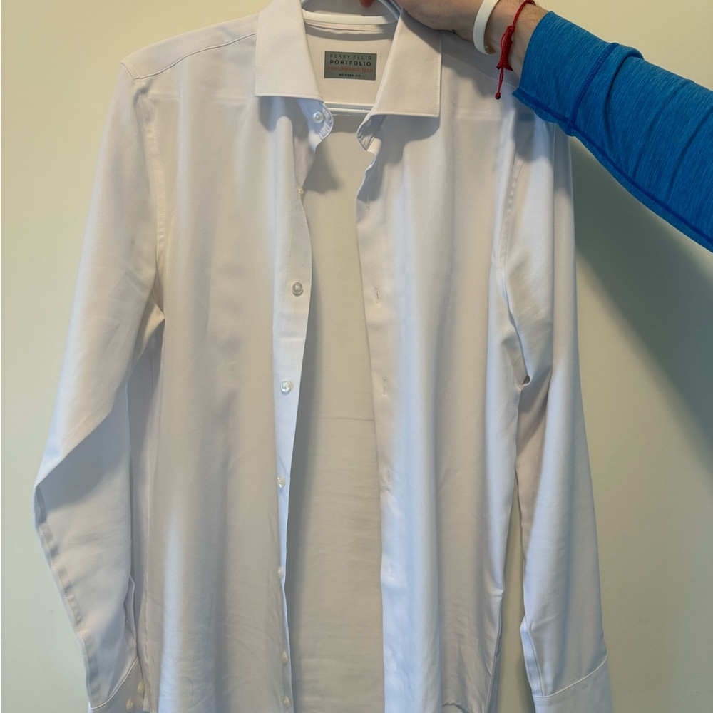 Perry Ellis Classic White Dress Shirt